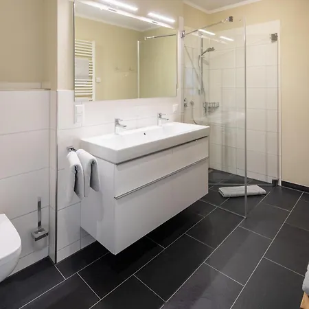 Deichsonne - Mit Wintergarten Und Blick Richtung Wattenmeer *